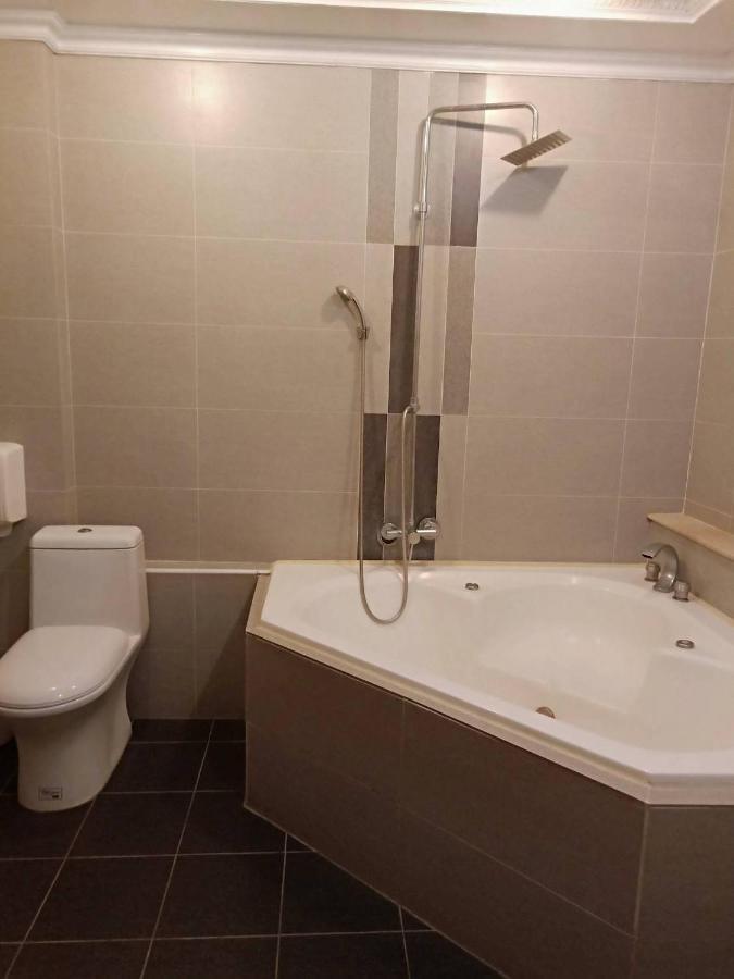 Xin Yuan Motel Taizhong Zewnętrze zdjęcie